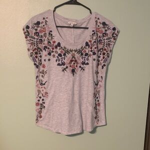 Lucky Brand Embroidered Short Sleeve Tee in Light Gray